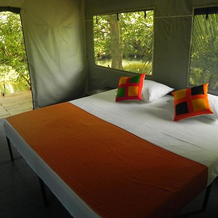 Makulu Safari Camping Udawalawe Esterno foto