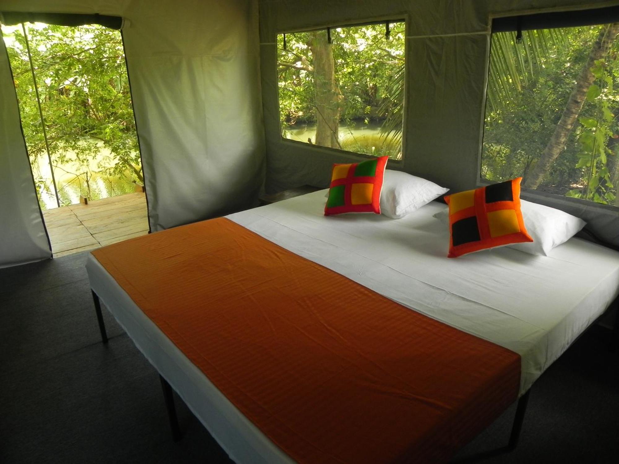Makulu Safari Camping Udawalawe Esterno foto