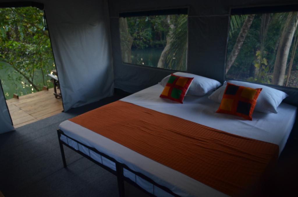 Makulu Safari Camping Udawalawe Esterno foto